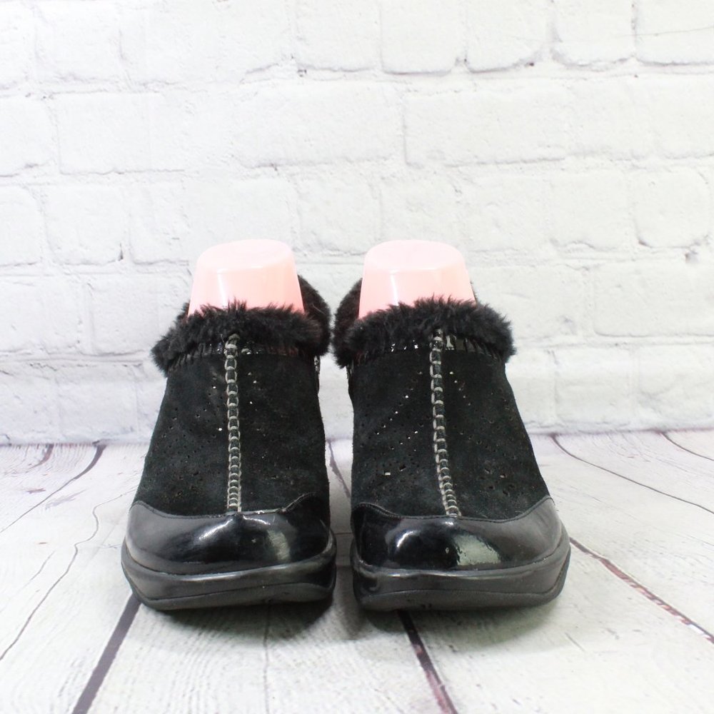 J-41 Adventure Crew Black Suede Faux Fur Lined Heeled Clog Shoe Size 8 M - Picture 4 of 9